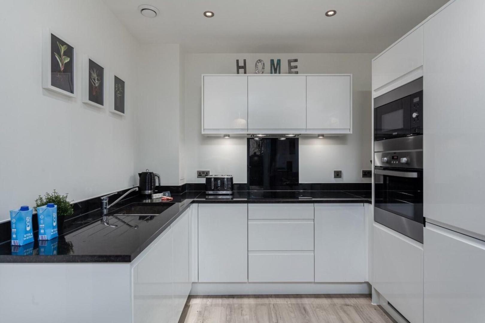 Classy Cricklewood Home Londra Exterior foto