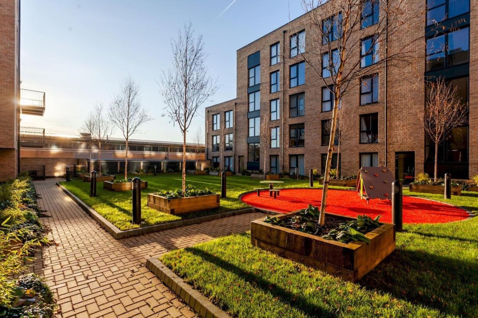 Classy Cricklewood Home Londra Exterior foto
