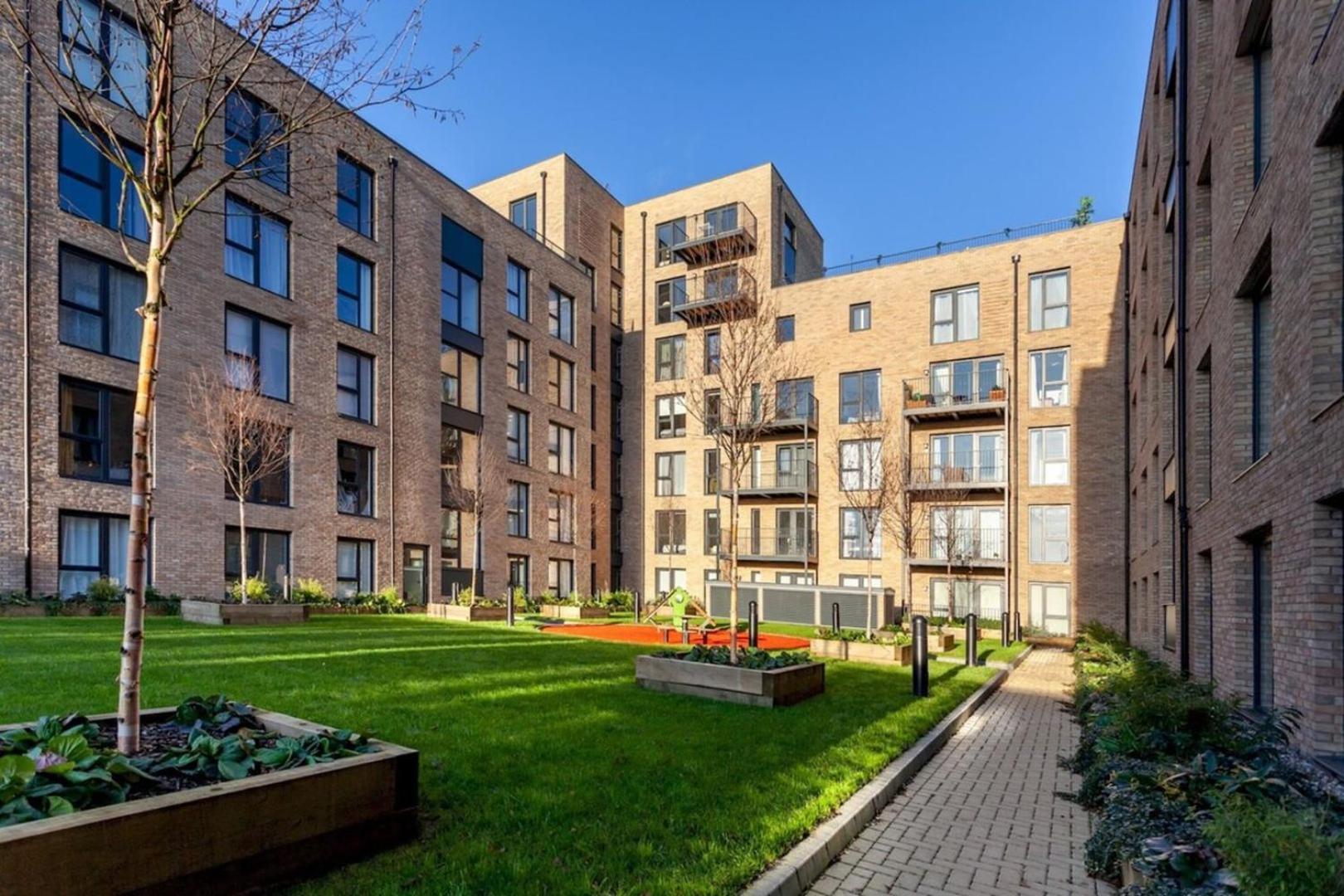 Classy Cricklewood Home Londra Exterior foto